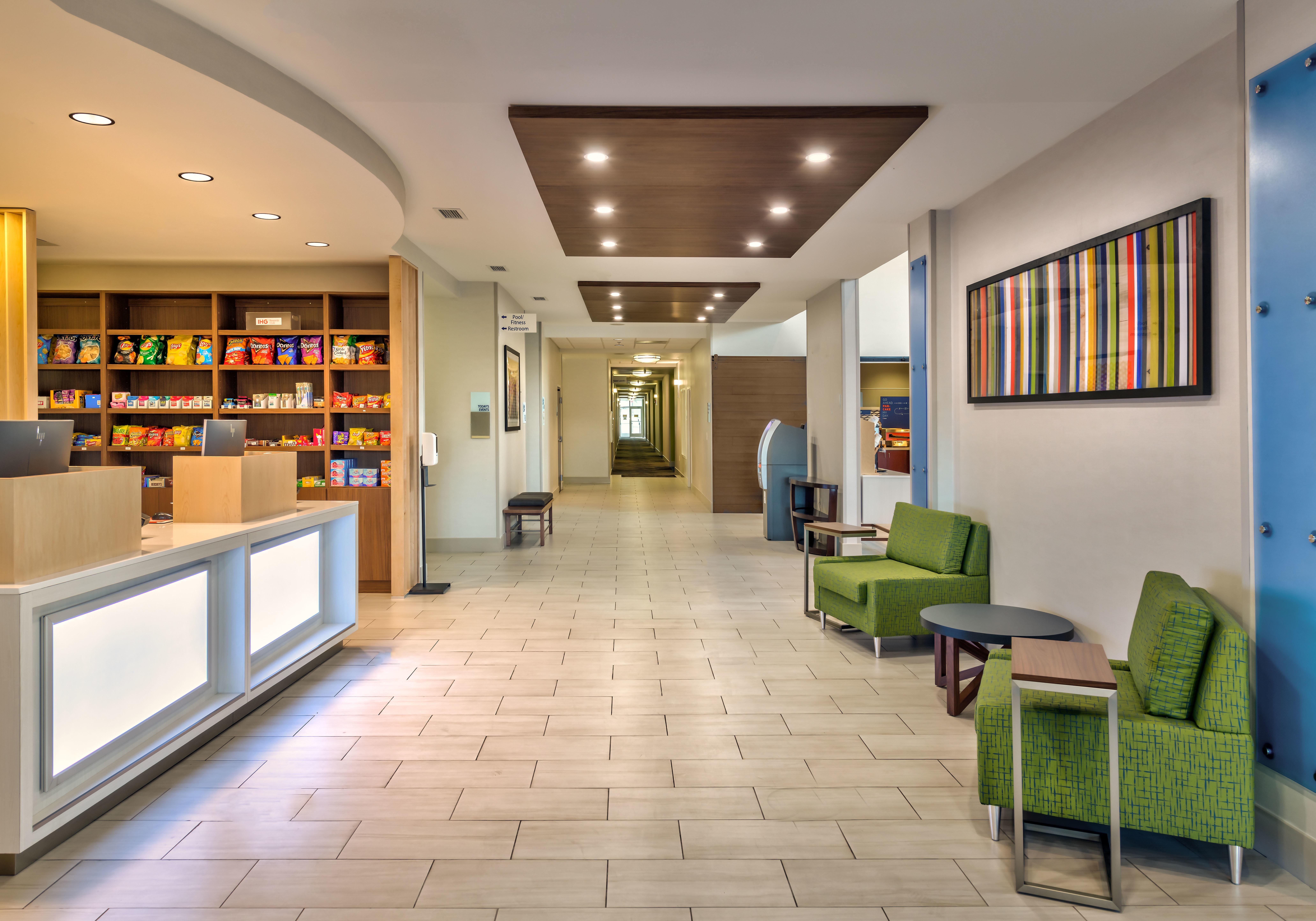 Holiday Inn Express Reno Airport By Ihg מראה חיצוני תמונה